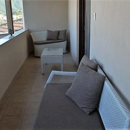 Maria's Daire Stavros (Thessaloniki)